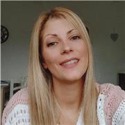 Se hai bisogno di aiuto per i compiti, ti aspetto! Se vuoi prendere una certificazione, sarò felice di aiutarti!